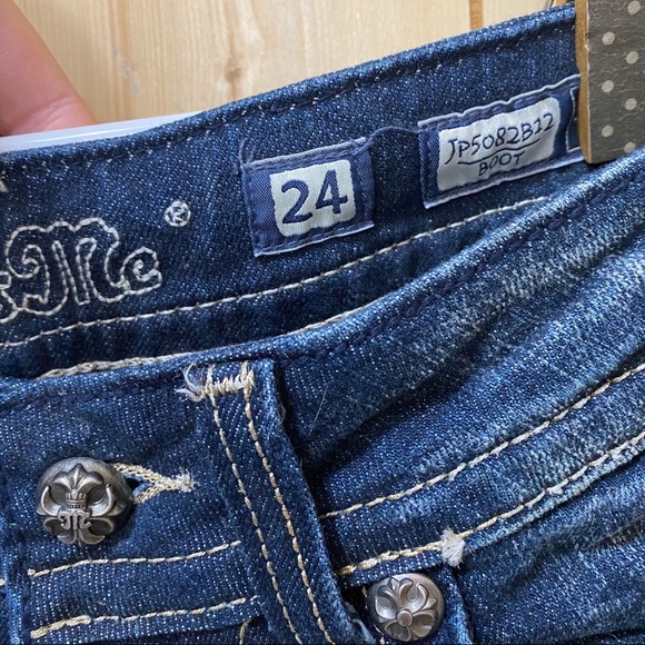 Miss Me Bootcut Jeans - Picture 4 of 4